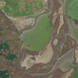 Satellite imagery of Al Kawm al Akhḑar, EG