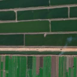 Satellite imagery of Kawm al Khinzīrī, EG