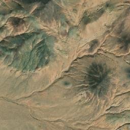 Satellite imagery of Ma‘dan-e Rūbāz-e Gol Sefīd, IR