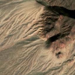 Satellite imagery of Ma‘dan-e Rūbāz-e Gol Sefīd, IR