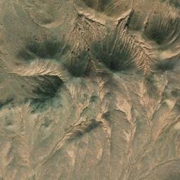 Satellite imagery of Ma‘dan-e Rūbāz-e Gol Sefīd, IR