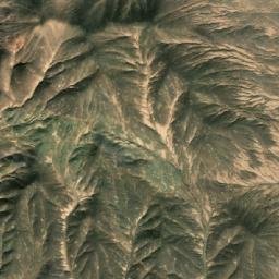 Satellite imagery of Ma‘dan-e Rūbāz-e Gol Sefīd, IR