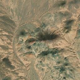 Satellite imagery of Ma‘dan-e Rūbāz-e Gol Sefīd, IR