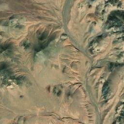 Satellite imagery of Ma‘dan-e Rūbāz-e Gol Sefīd, IR