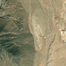 Satellite imagery of Ma‘dan-e Rūbāz-e Gol Sefīd, IR