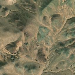 Satellite imagery of Ma‘dan-e Rūbāz-e Gol Sefīd, IR