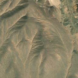 Satellite imagery of Ma‘dan-e Rūbāz-e Gol Sefīd, IR