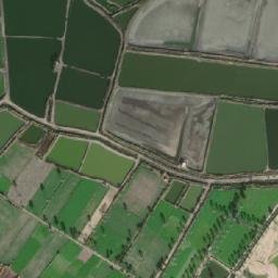 Satellite imagery of Kawm Ţallūz, EG