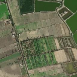 Satellite imagery of Kawm Fajnūn, EG