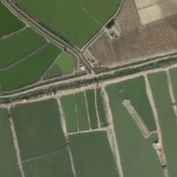 Satellite imagery of Kawm Fajnūn, EG