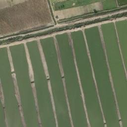 Satellite imagery of Kawm Fajnūn, EG
