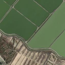 Satellite imagery of Kawm Ţallūz, EG