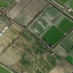 Satellite imagery of Al Kawm al Mashqūq, EG