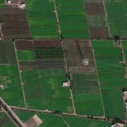 Satellite imagery of Kawm Ḩamad Fīnīs, EG
