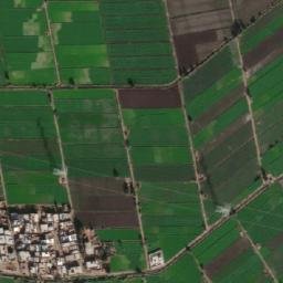 Satellite imagery of Kawm Ḩamad Fīnīs, EG
