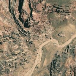 Satellite imagery of Jibāl Samrat Qunayy, JO