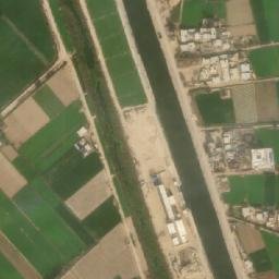 Satellite imagery of Kawm ar Riyāshāt, EG