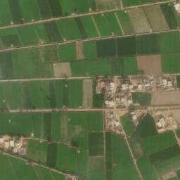 Satellite imagery of Kawm ar Riyāshāt, EG