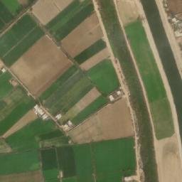 Satellite imagery of Kawm ar Riyāshāt, EG