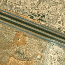 Satellite imagery of Al Ḩalazūn, EG