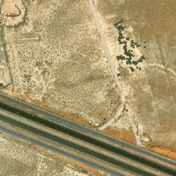 Satellite imagery of Al Ḩalazūn, EG