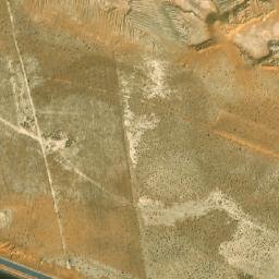 Satellite imagery of Al Ḩalazūn, EG