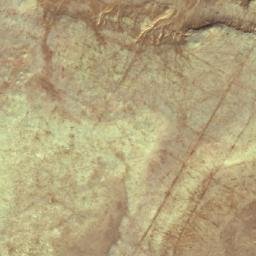 Satellite imagery of Al Ţawq al Aḩmar, EG