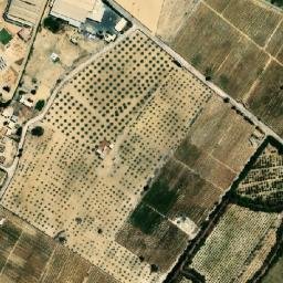 Satellite imagery of Kawm al Banāt, EG