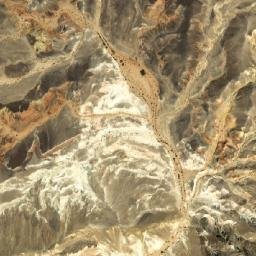 Satellite imagery of Ẕuqé Paran, IL