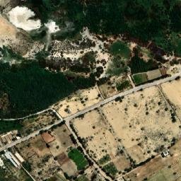 Satellite imagery of Kawm al Faḩm, EG