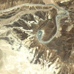 Satellite imagery of Ẕuqé Paran, IL