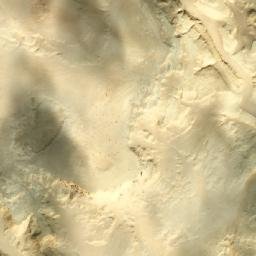 Satellite imagery of Naqb ‘Arqūb ar Raḩīl, EG
