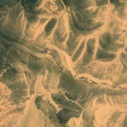 Satellite imagery of Foum el Aribi, DZ