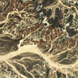 Satellite imagery of Juzr al Fulayfilī, EG