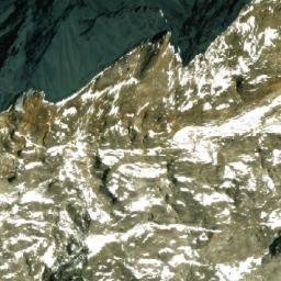 Satellite imagery of Naumul Dhuri̇̄, NP