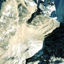 Satellite imagery of Rātāban Lek, NP