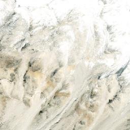 Satellite imagery of Lāḍok Kāṅ Ḍā̃ḍā, CN