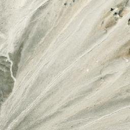 Satellite imagery of Lāḍok Kāṅ Ḍā̃ḍā, CN