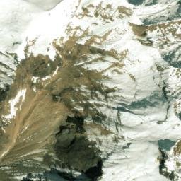 Satellite imagery of Chautāri̇̄khān Ḍā̃ḍā, NP