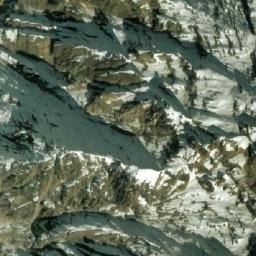 Satellite imagery of Chautāri̇̄khān Ḍā̃ḍā, NP
