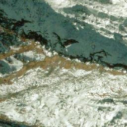 Satellite imagery of Lwāṭāṅ Lek, NP