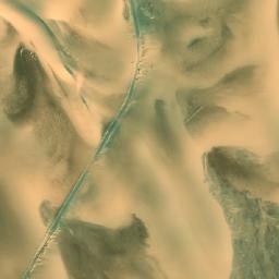Satellite imagery of Qārat Badr ad Dīn, EG