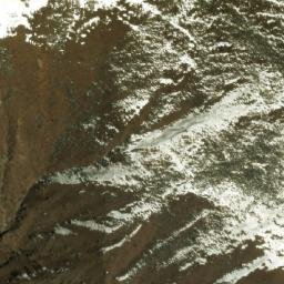 Satellite imagery of Chokhe Hālnā Lek, NP