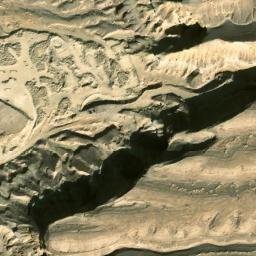 Satellite imagery of Qaşr Manzil, EG