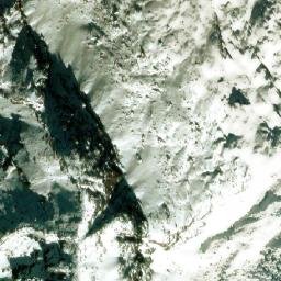 Satellite imagery of Ḍumni̇̄kholā Lek, NP
