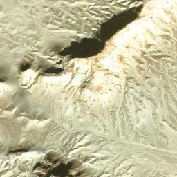 Satellite imagery of Qawz Umm Sa‘īd, EG