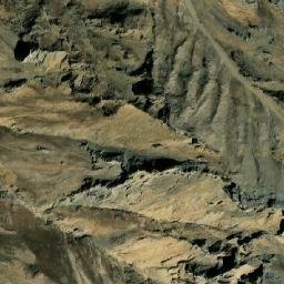 Satellite imagery of Yāri̇̄ Meloṅ Ḍā̃ḍā, NP