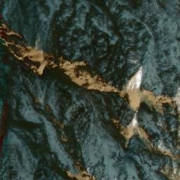 Satellite imagery of Phurku Lek, NP