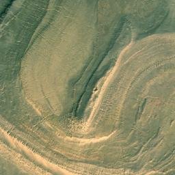 Satellite imagery of ‘Ilwāyat al Kanā’is al Kabīrah, EG