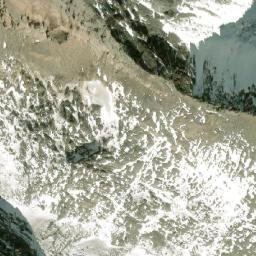 Satellite imagery of Yuri̇̄gāṅ Ḍā̃ḍā, NP